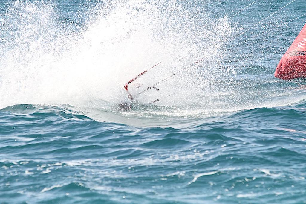 Guy Kane again, showing his quick stop technique © Bernie Kaaks